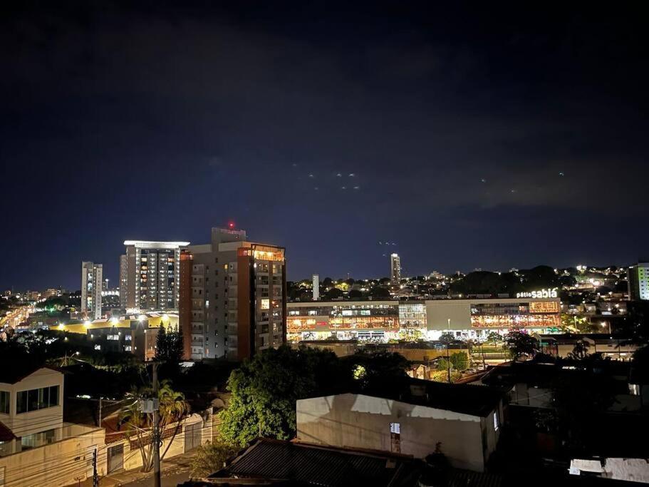 Apt No Santa Monica Proximo Ao Patio Sabia, Ufu Uberlândia Kültér fotó